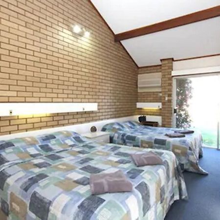 Bairnsdale Motor Inn Dış mekan fotoğraf